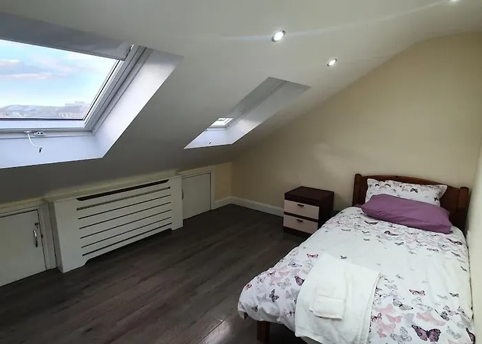 5 Bedroom House By Monishortlets