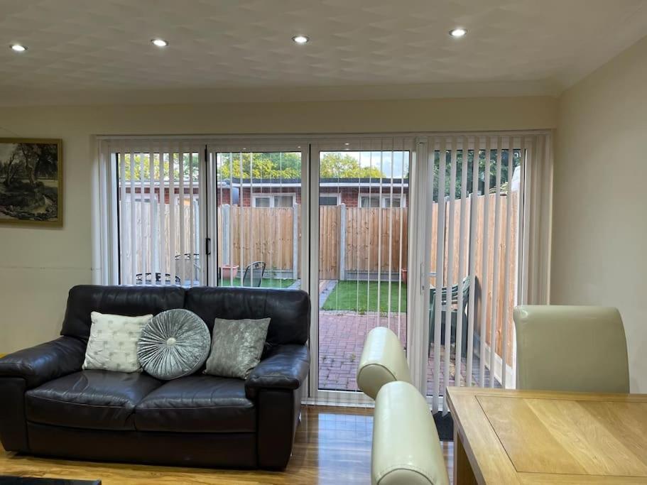 5 Bedroom House By Monishortlets